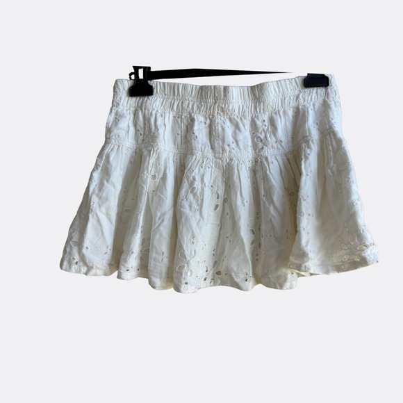 Free People White Eyelet Mini Skirt with Buttons *BRAND NEW WITH TAGS Sz Small - Picture 4 of 6